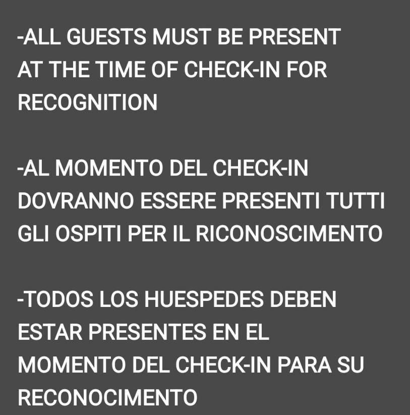 Farolfi Apartments Passarotti Bologna Eksteriør billede