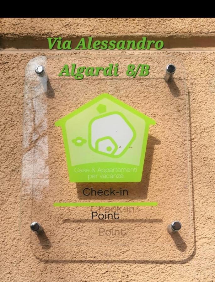 Farolfi Apartments Passarotti Bologna Eksteriør billede